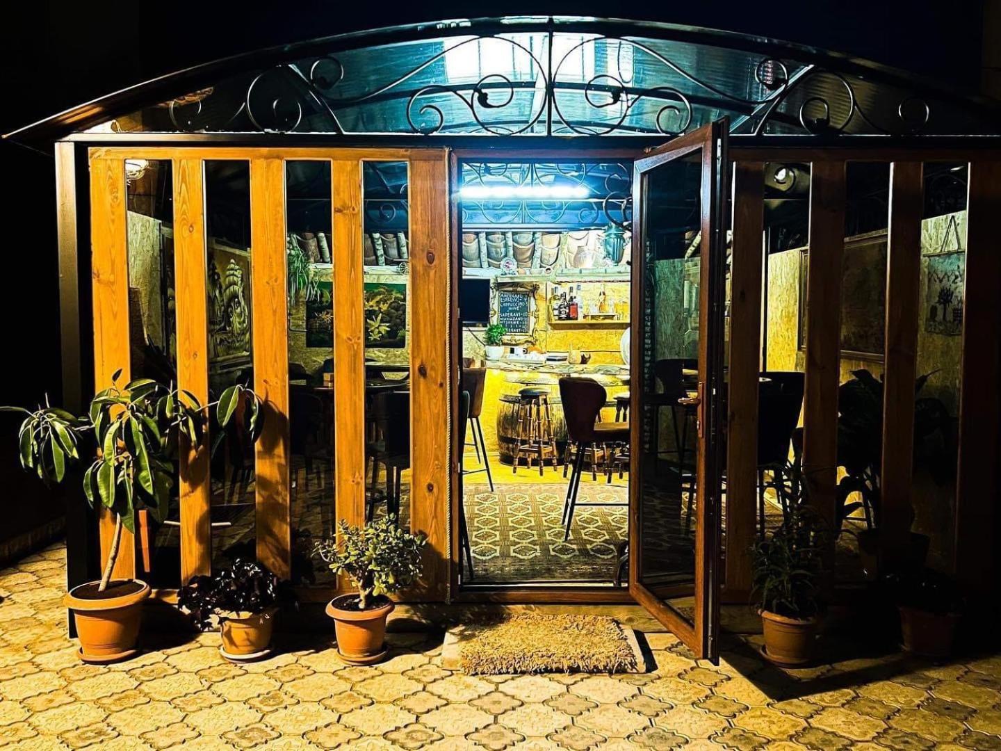 Hotel Guglux &Wine Cellar Telavi Eksteriør billede