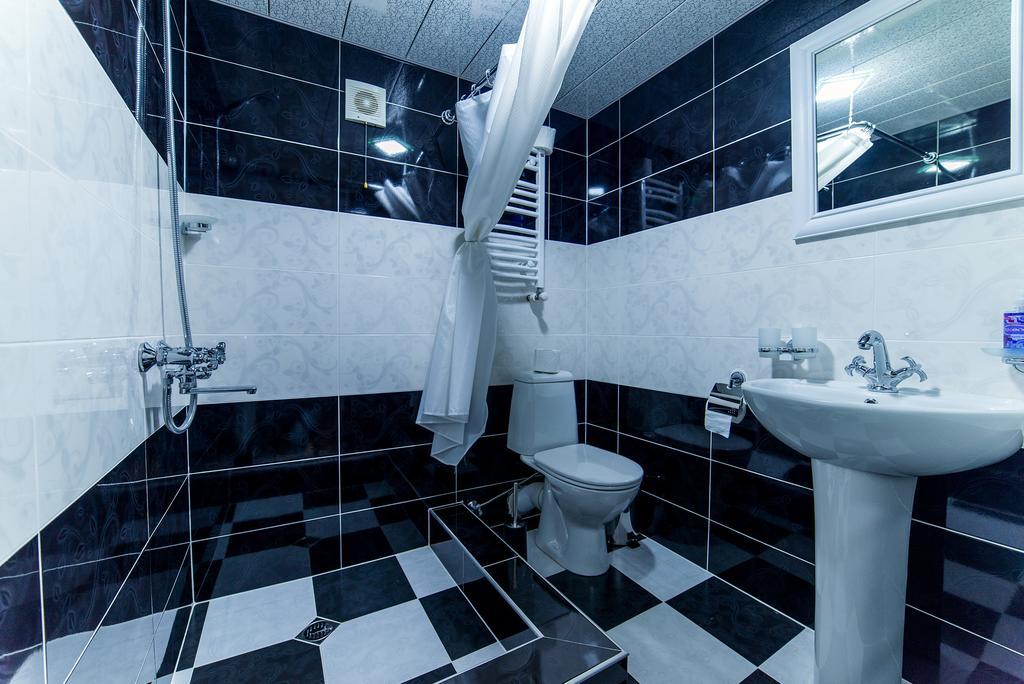 Hotel Guglux &Wine Cellar Telavi Eksteriør billede