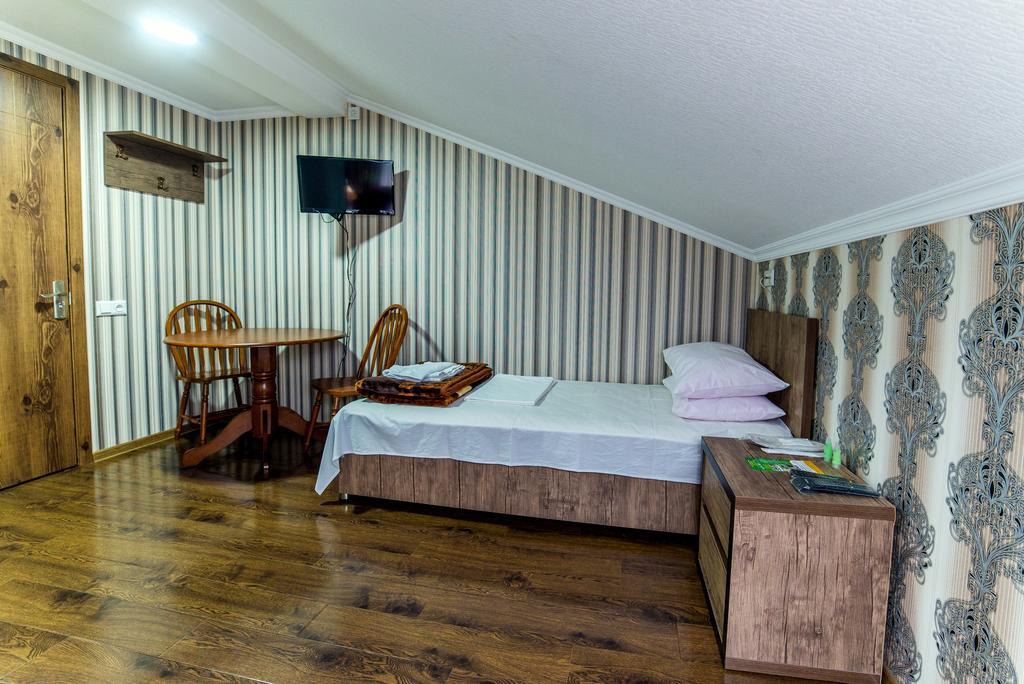 Hotel Guglux &Wine Cellar Telavi Eksteriør billede